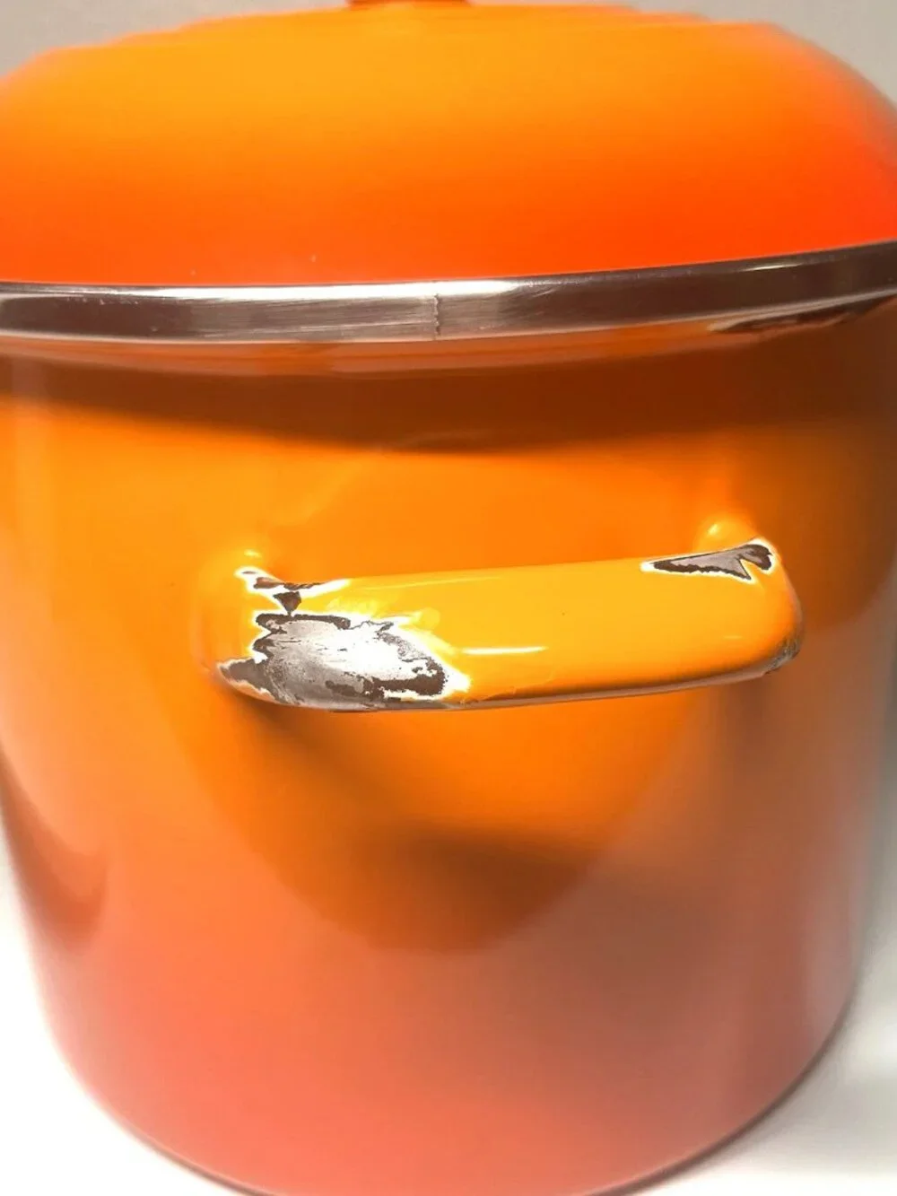 Le Creuset 6-Qt Enamel on Steel Stockpot Flame – Enamel Wear – Read